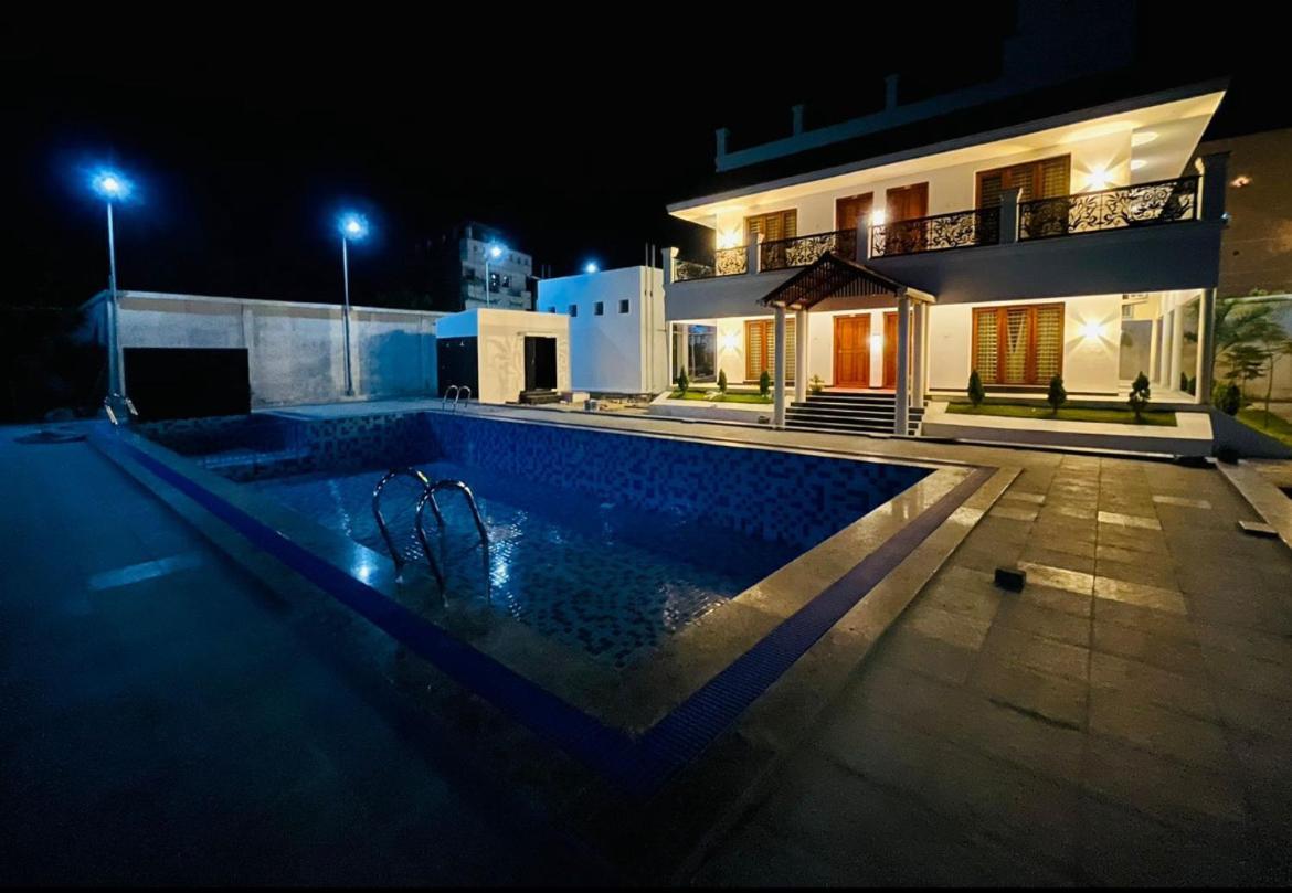 Grb Resort Tiruchchendūr Eksteriør bilde